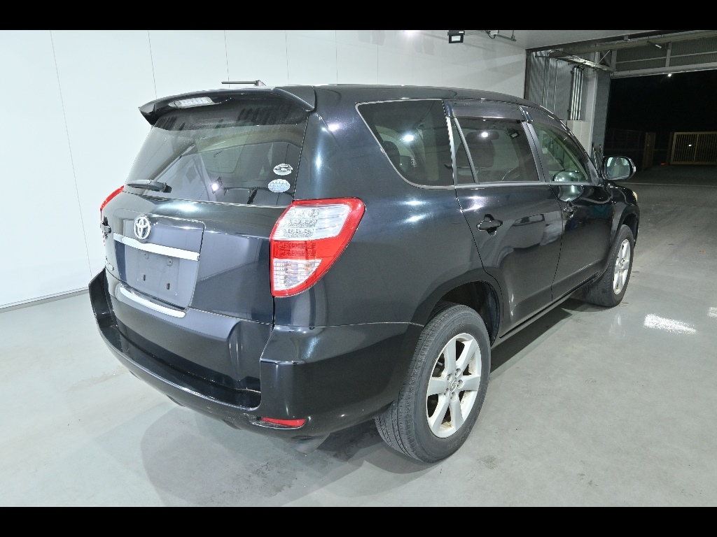 TOYOTA VANGUARD