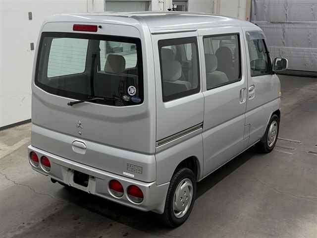 MITSUBISHI TOWN BOX