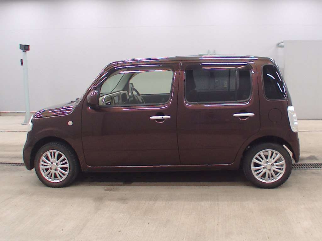 DAIHATSU MIRA COCOA
