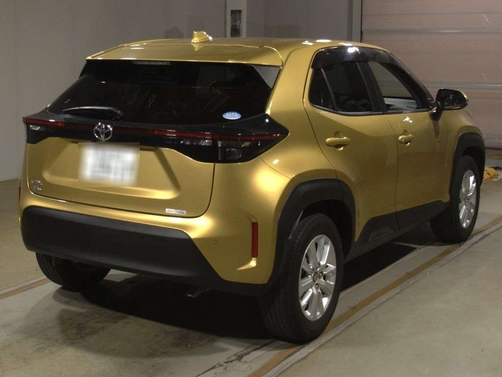 TOYOTA YARIS CROSS