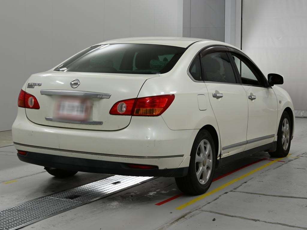 NISSAN BLUEBIRD SYLPHY