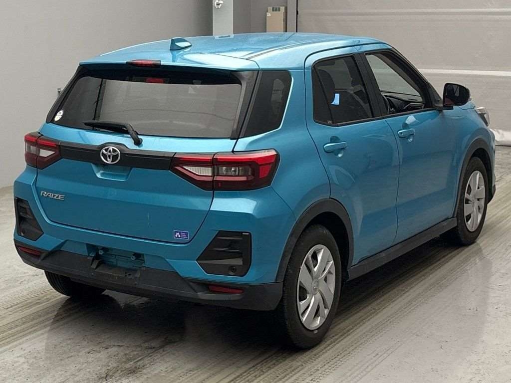 TOYOTA RAIZE
