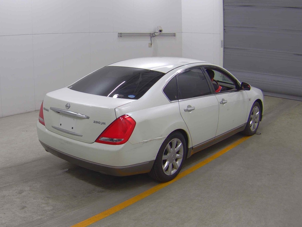 NISSAN TEANA