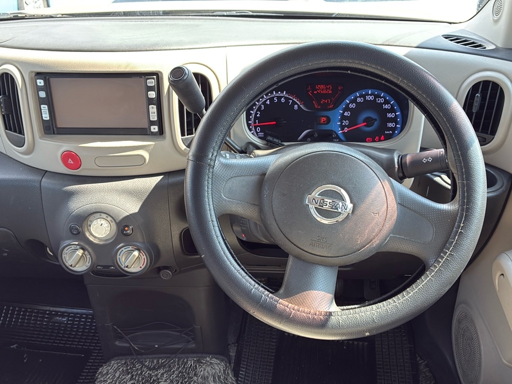 NISSAN CUBE