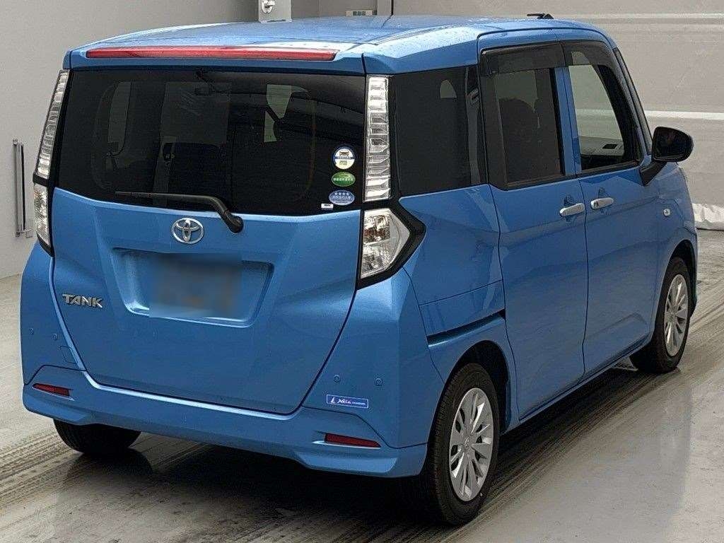 TOYOTA TANK