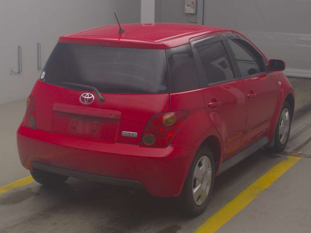 TOYOTA IST