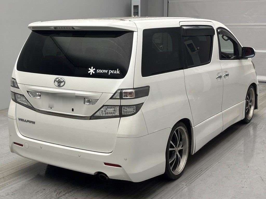 TOYOTA VELLFIRE