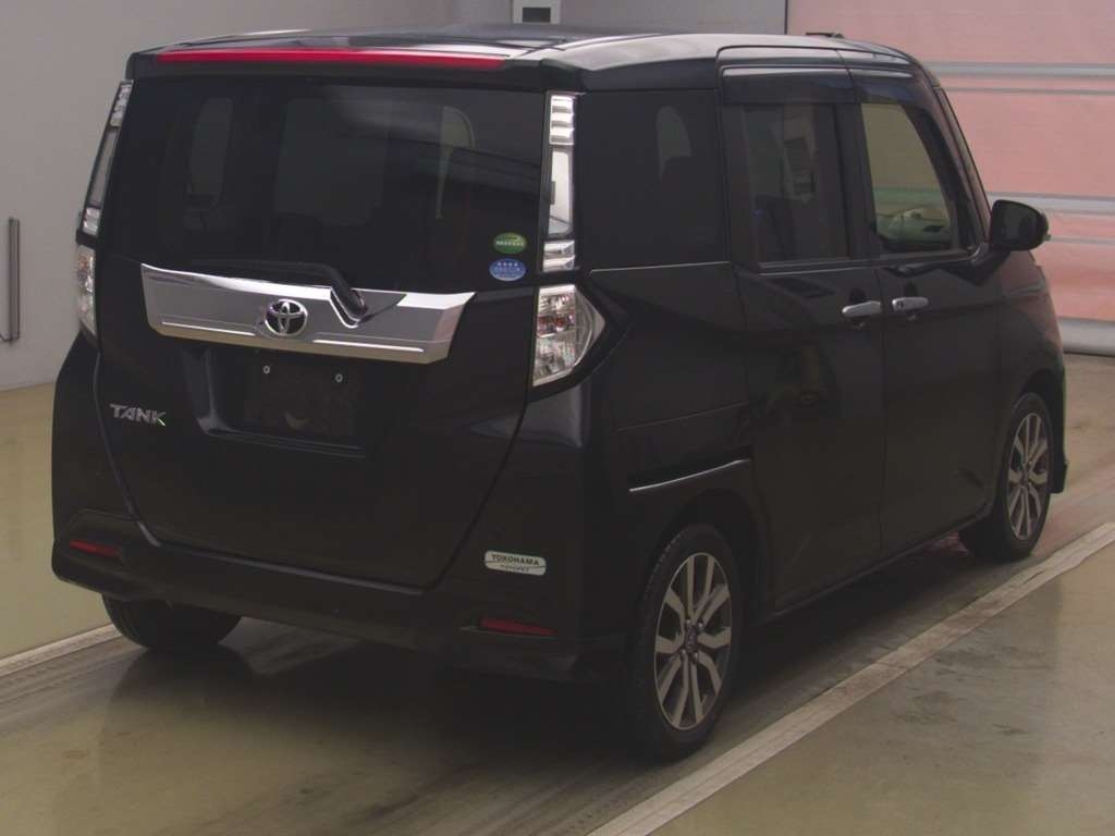 TOYOTA TANK