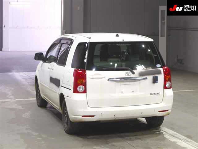 TOYOTA RAUM