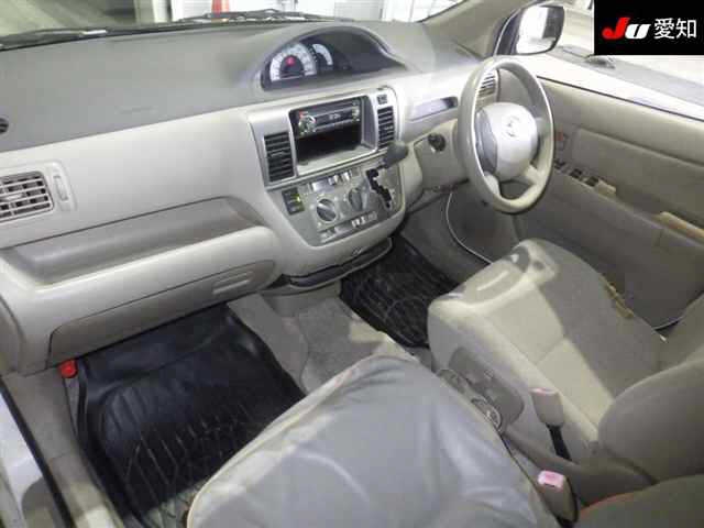 TOYOTA RAUM