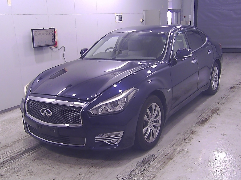 NISSAN FUGA
