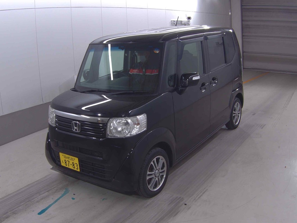 HONDA N-BOX
