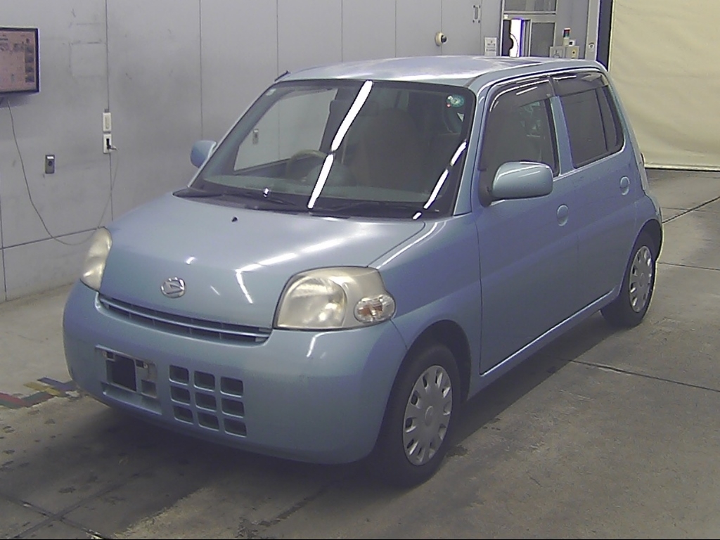 DAIHATSU ESSE