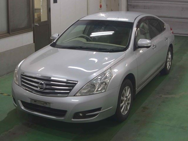 NISSAN TEANA