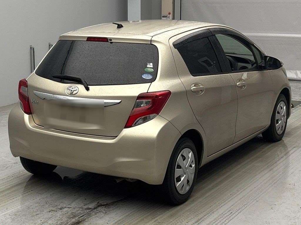 TOYOTA VITZ