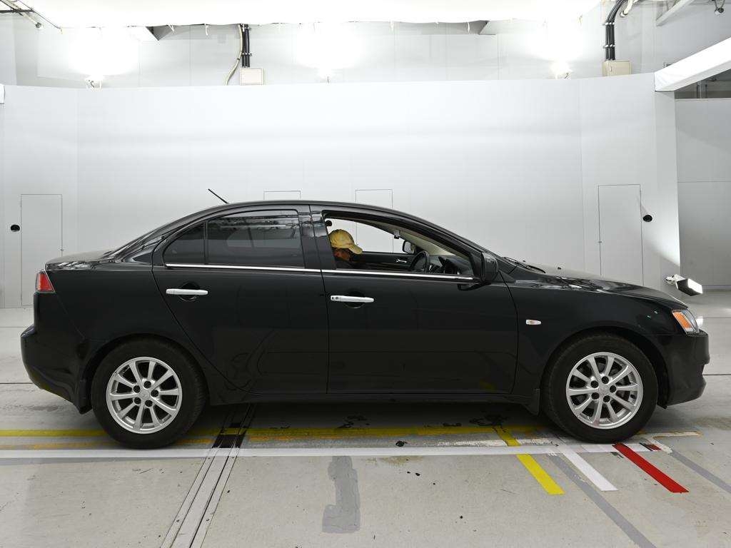 MITSUBISHI GALANT FORTIS