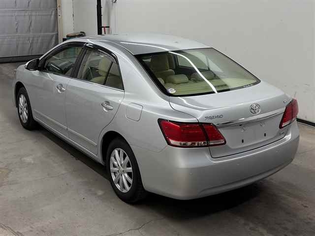 TOYOTA PREMIO