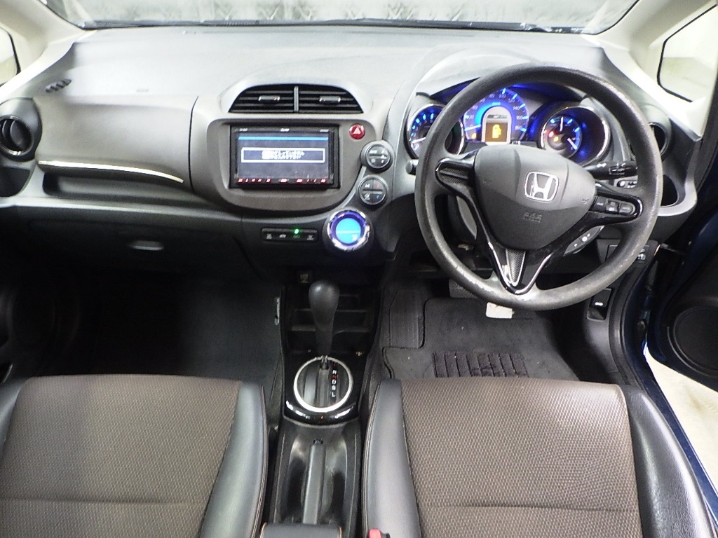 HONDA FIT SHUTTLE