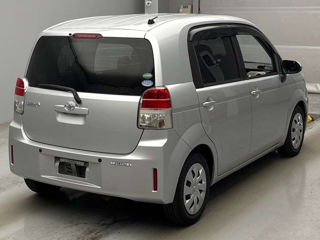 TOYOTA SPADE