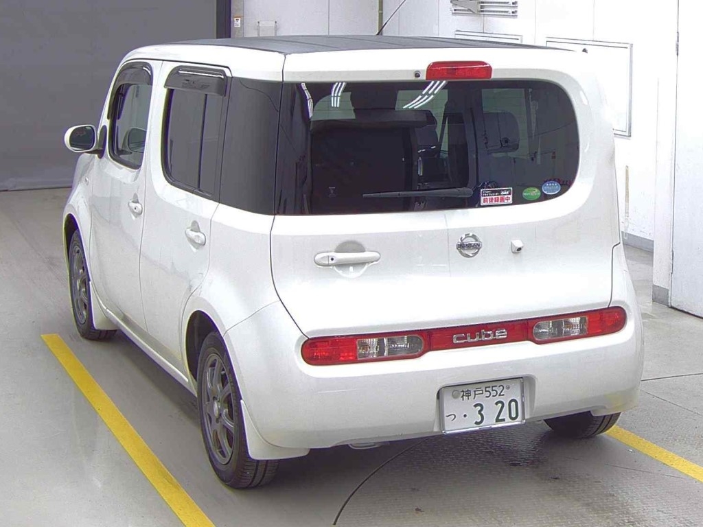 NISSAN CUBE