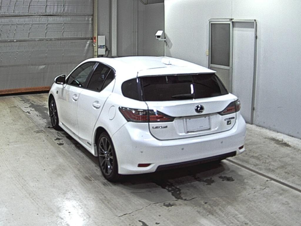 LEXUS CT200H