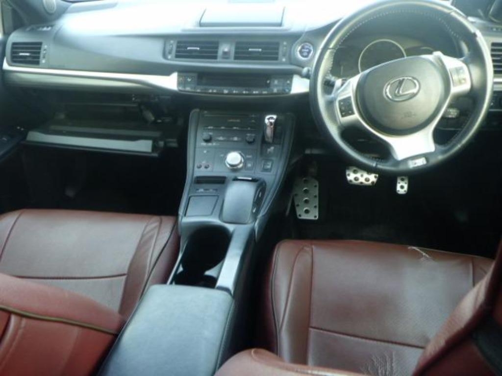 LEXUS CT200H