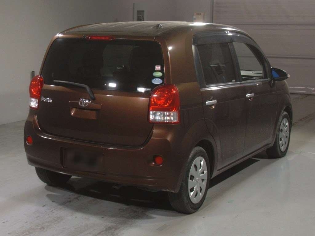 TOYOTA PORTE