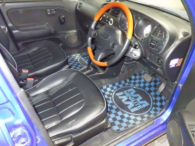 DAIHATSU MIRA GINO