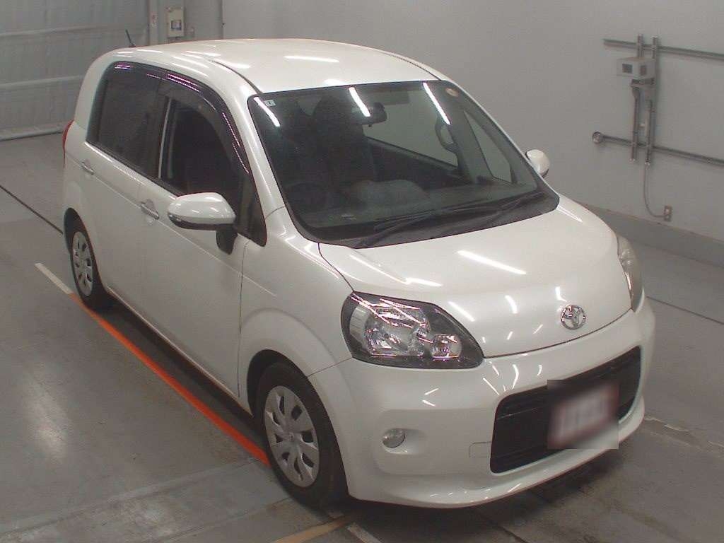 TOYOTA PORTE