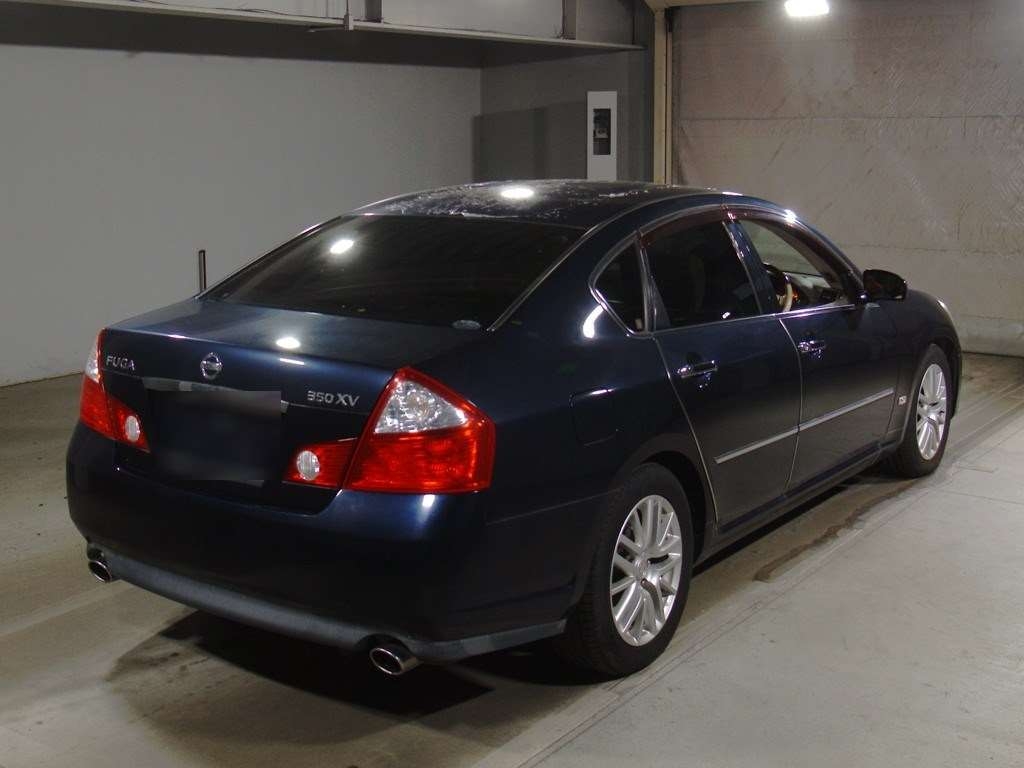 NISSAN FUGA