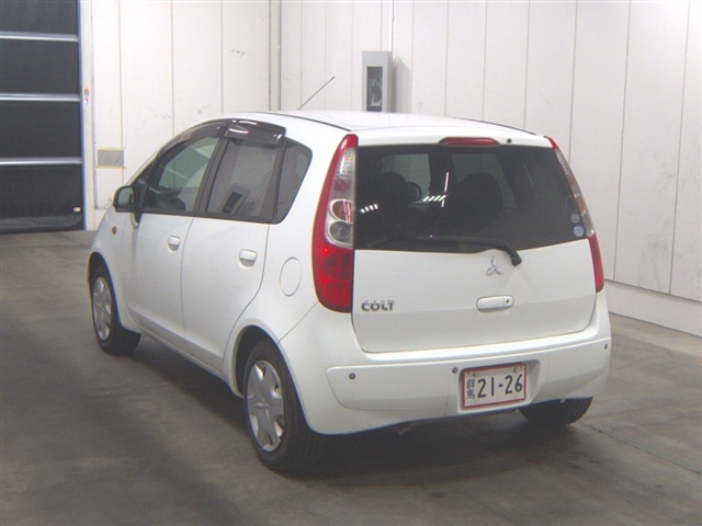 MITSUBISHI COLT