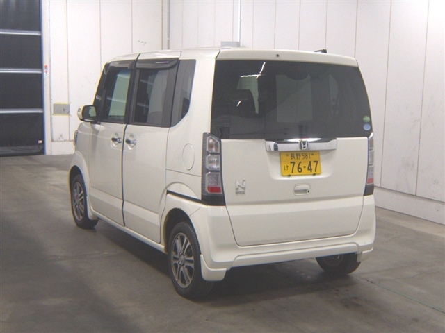 HONDA N-BOX+