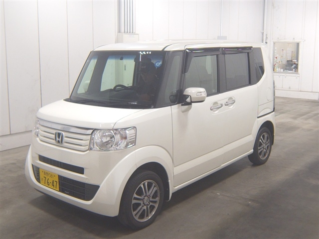 HONDA N-BOX+