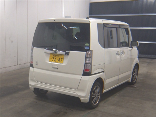 HONDA N-BOX+