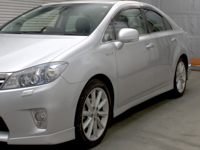TOYOTA SAI