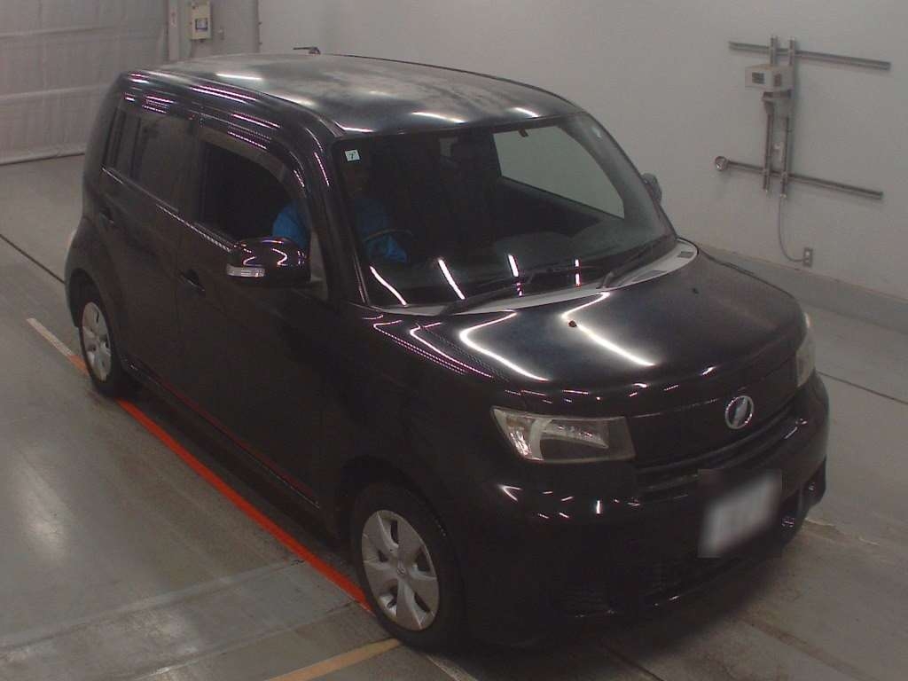 TOYOTA BB