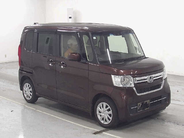 HONDA N-BOX