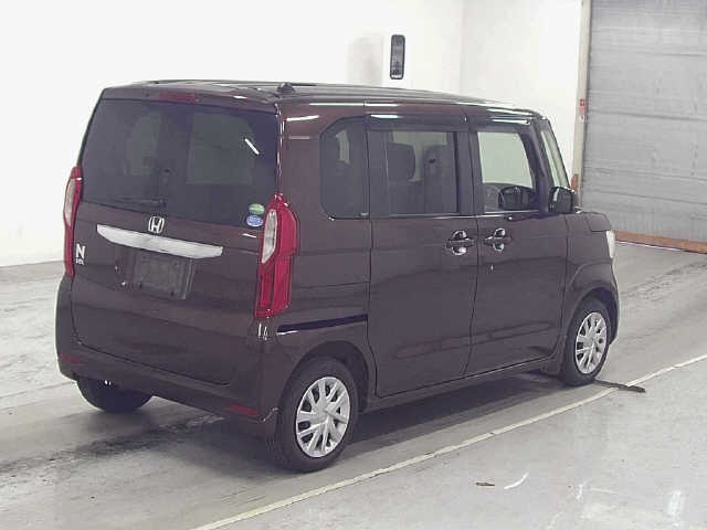 HONDA N-BOX
