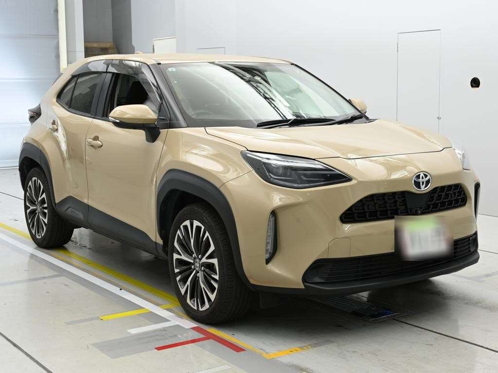 TOYOTA YARIS CROSS