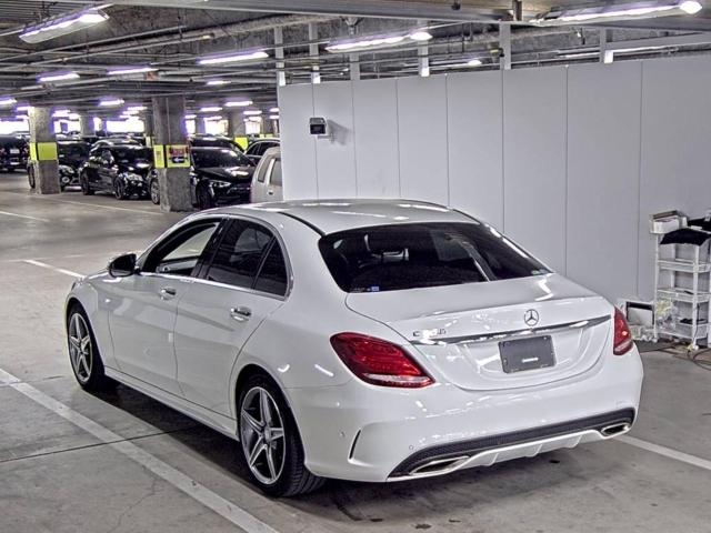 MERCEDES-BENZ C-CLASS