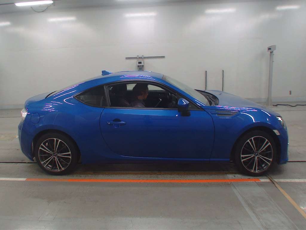 SUBARU BRZ