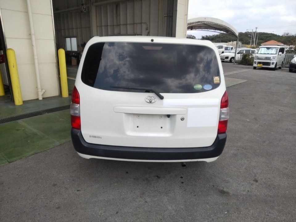 TOYOTA PROBOX