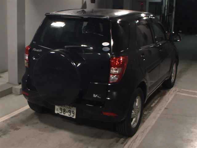TOYOTA RUSH