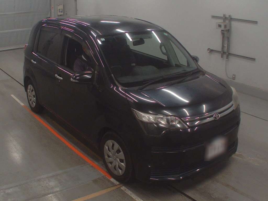 TOYOTA SPADE
