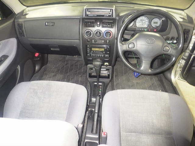 TOYOTA DUET