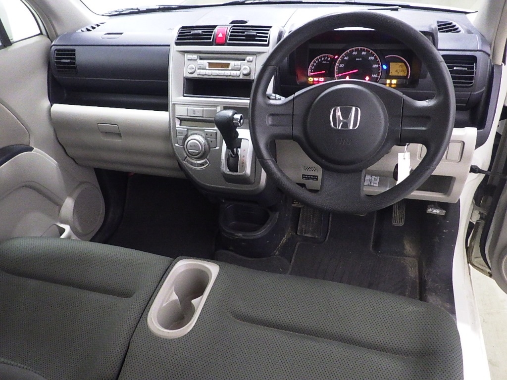 HONDA ZEST