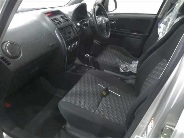 SUZUKI SX4