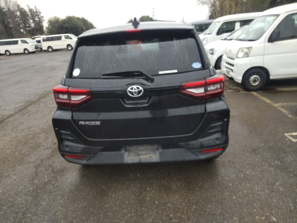 TOYOTA RAIZE