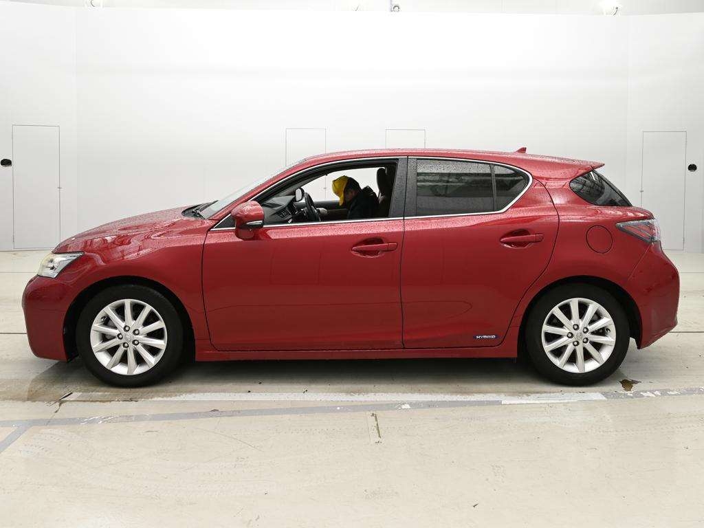 LEXUS CT200H