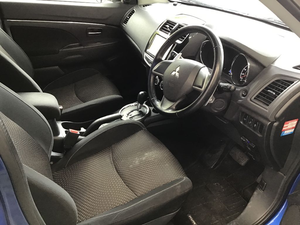 MITSUBISHI RVR